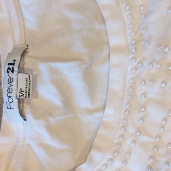 Forever 21 beaded t-shirt - Picture 2 of 3